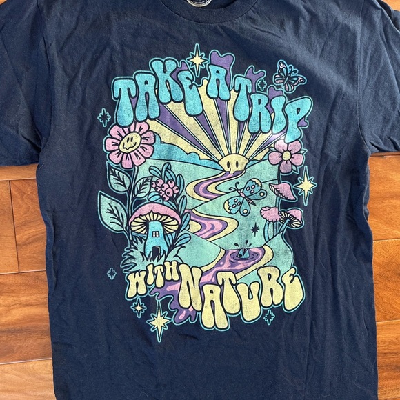 DOM Take A Trip With Nature Black Graphic Tee size Medium - Picture 2 of 3